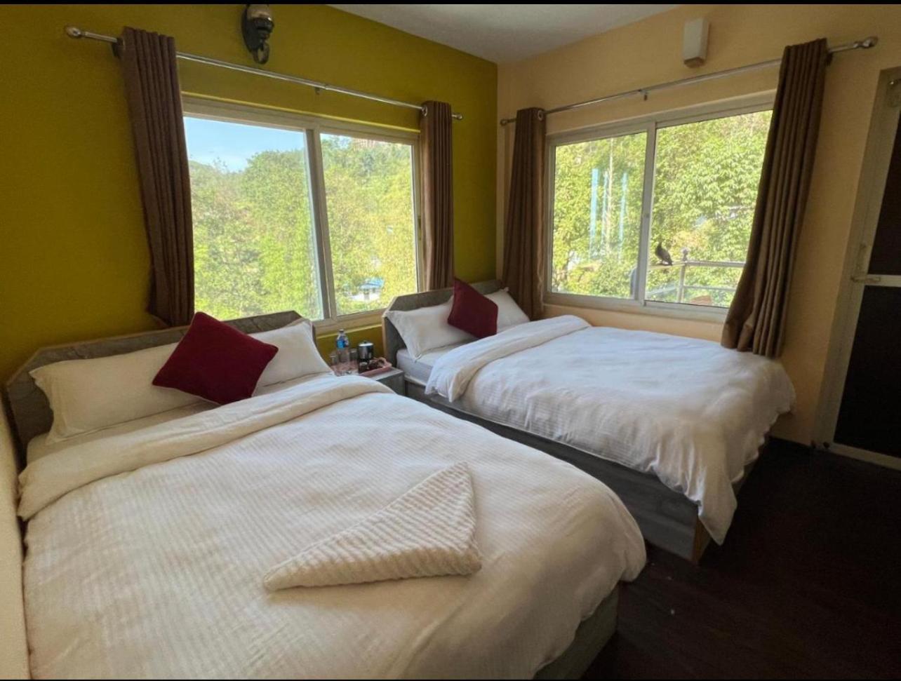 Hotel Village View Nagarkot Kültér fotó