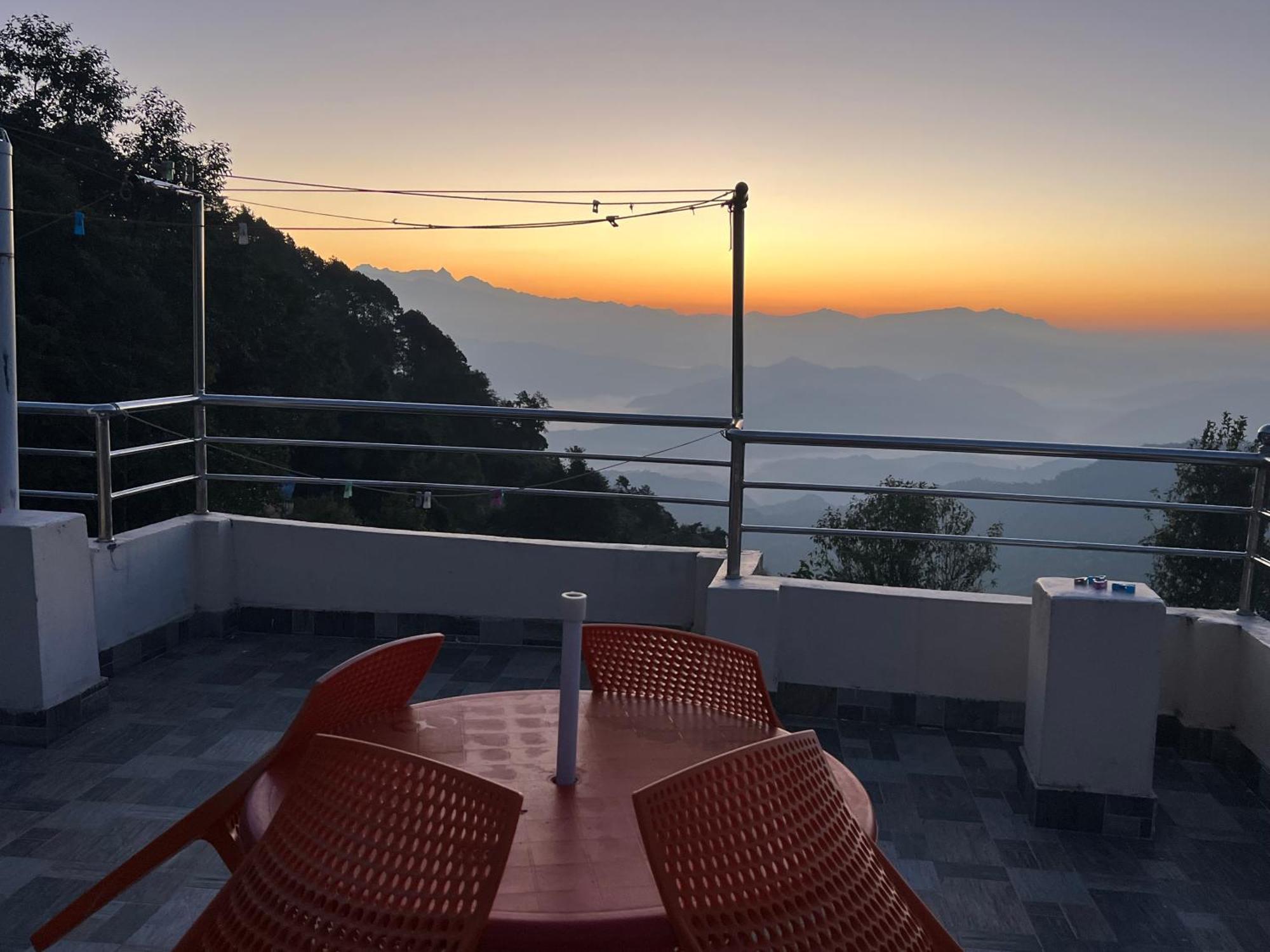 Hotel Village View Nagarkot Kültér fotó