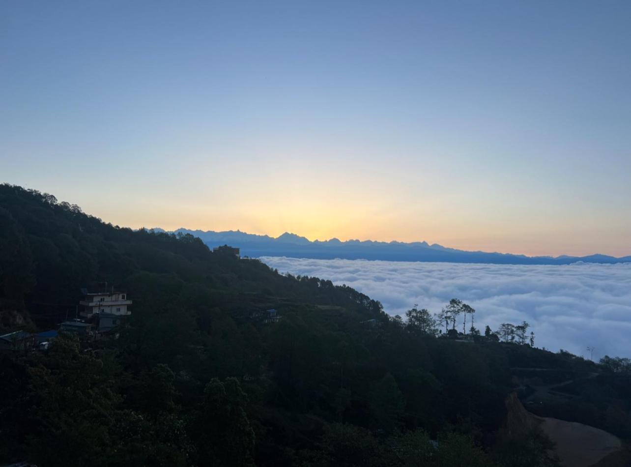 Hotel Village View Nagarkot Kültér fotó